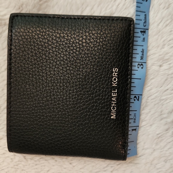Michael Kors Black Textured Leather Bi-Fold Wallet - Picture 11 of 13